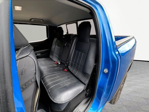 Used 2024 Ford Ranger XLT w/ Equipment Group 301A High AWD/4WD image 21