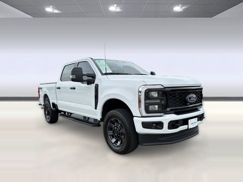 Used 2024 Ford F250 XL w/ STX Appearance Package AWD/4WD image 6