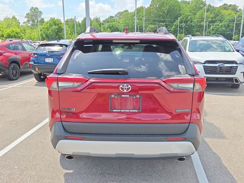 Used 2024 Toyota RAV4 Adventure w/ Convenience Package AWD/4WD image 6
