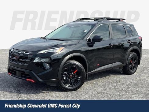 Used 2025 Nissan Rogue SV AWD/4WD image 1