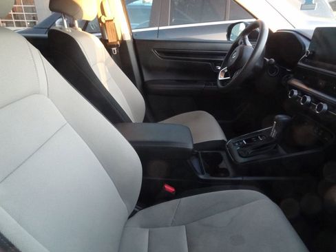 Used 2023 Honda CR-V EX image 8