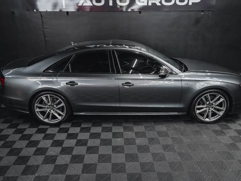 Used 2017 Audi S8 Plus AWD/4WD image 18