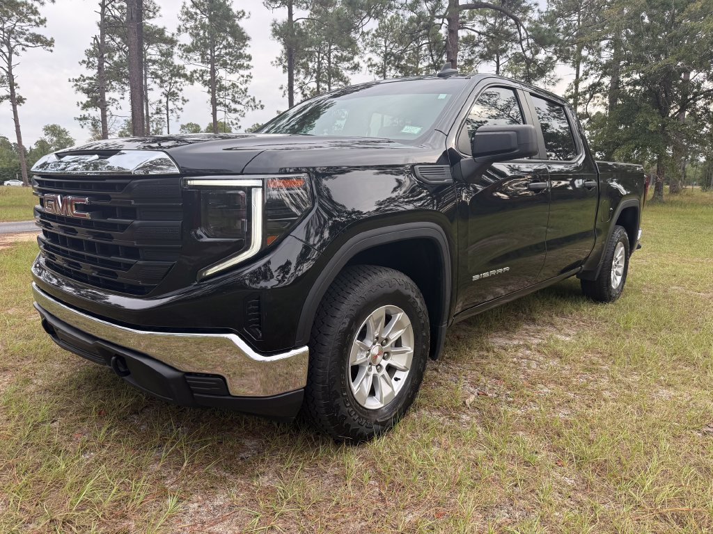 Used 2024 GMC Sierra 1500 Pro w/ Pro Value Package AWD/4WD image 1
