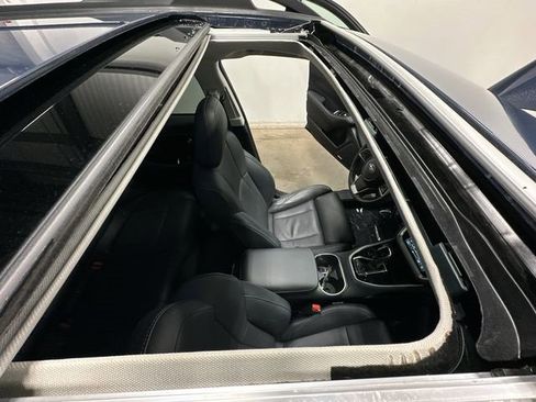 Certified 2025 Subaru Outback Limited image 6