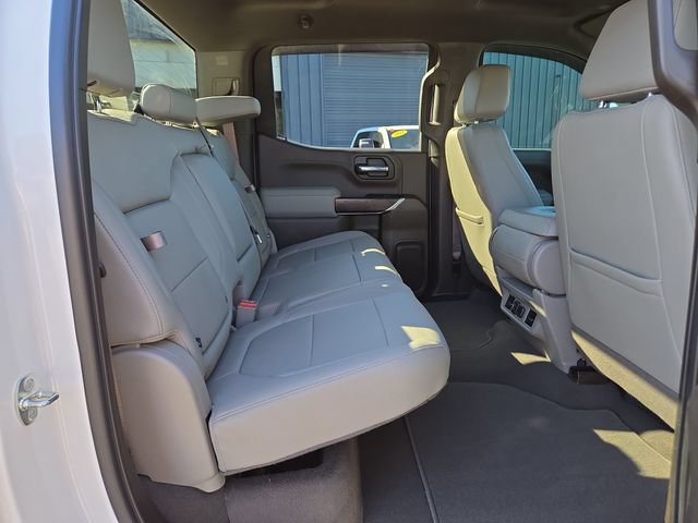 Used 2022 GMC Sierra 1500 SLT w/ Driver Alert Package II AWD/4WD image 34