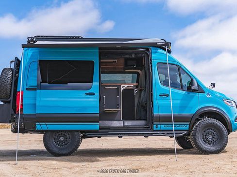 Used 2024 Mercedes-Benz Sprinter 2500 image 14