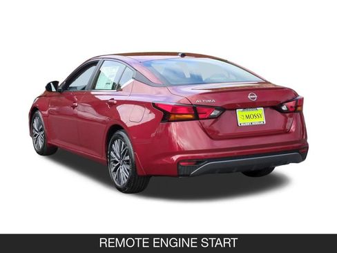 New 2026 Nissan Altima 2.5 SV FWD image 7