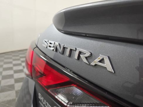 Used 2023 Nissan Sentra SR w/ Trunk Package image 18
