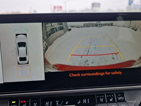 Used 2025 Toyota Camry XSE w/ Premium Plus Package image 21