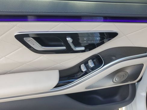 Used 2025 Mercedes-Benz S 580 4MATIC Sedan image 16