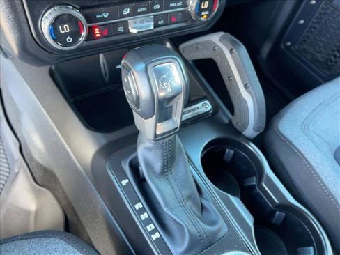 Used 2021 Ford Bronco Big Bend w/ Sasquatch Package image 12