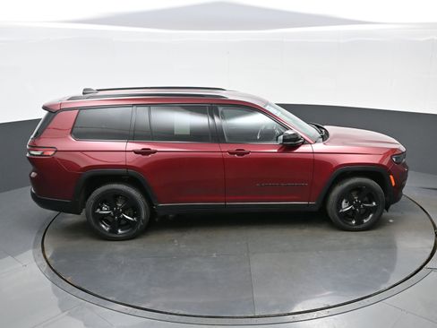 Used 2023 Jeep Grand Cherokee L Limited w/ Luxury Tech Group II AWD/4WD image 38