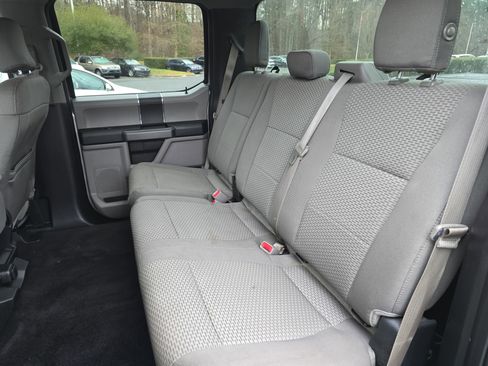 Used 2016 Ford F150 XLT image 13