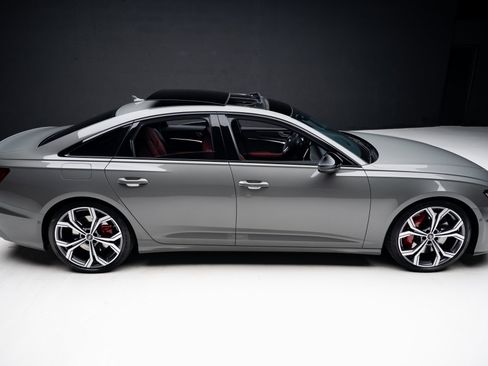 Used 2024 Audi S6 Premium Plus w/ Premium Plus Package image 35