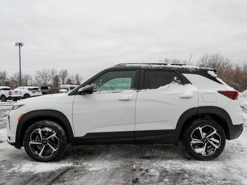 Used 2022 Chevrolet TrailBlazer RS w/ Convenience Package image 9