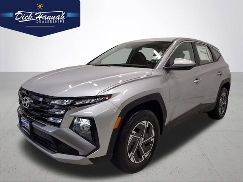 New 2026 Hyundai Tucson Blue SE image 1