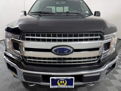 Used 2018 Ford F150 XLT w/ Equipment Group 302A Luxury AWD/4WD image 3
