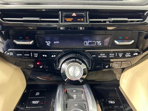 Used 2022 Acura MDX SH-AWD w/ Technology Package image 23