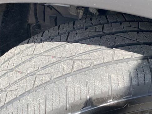 Used 2021 Nissan Rogue SV image 33