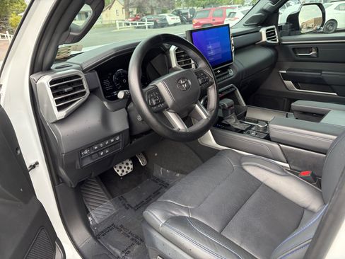Used 2025 Toyota Tundra Platinum w/ TRD Off-Road Package AWD/4WD image 10