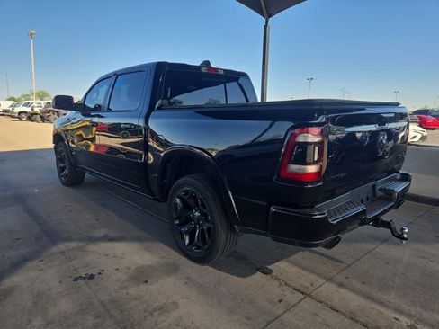 Used 2020 RAM 1500 Limited w/ Black Appearance Package AWD/4WD image 2