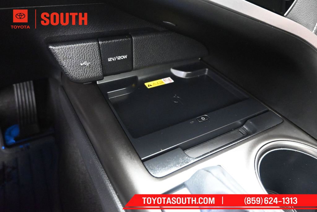 Used 2024 Toyota Camry XSE w/ Navigation Package AWD/4WD image 19