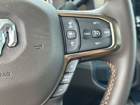 New 2026 RAM 3500 Limited AWD/4WD image 31