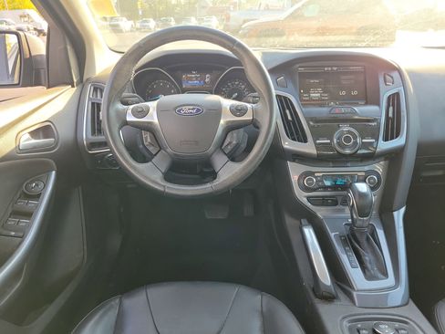 Used 2012 Ford Focus Titanium image 10