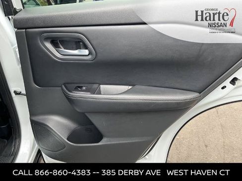 Certified 2025 Nissan Rogue SV AWD/4WD image 20