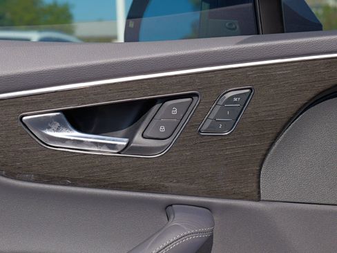 New 2026 Audi Q7 3.0T Premium Plus image 23