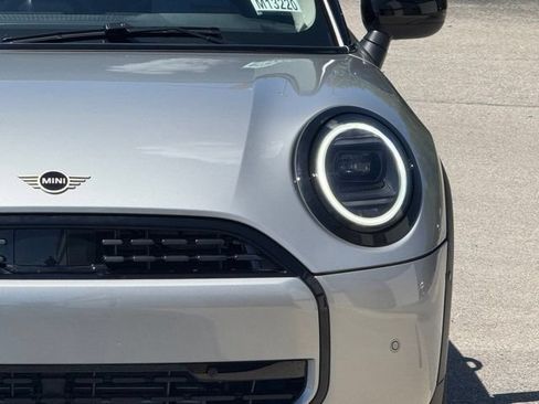 New 2026 MINI Cooper 4-Door Hardtop FWD image 9