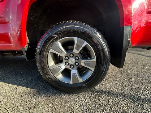 Used 2017 Chevrolet Colorado Z71 AWD/4WD image 35