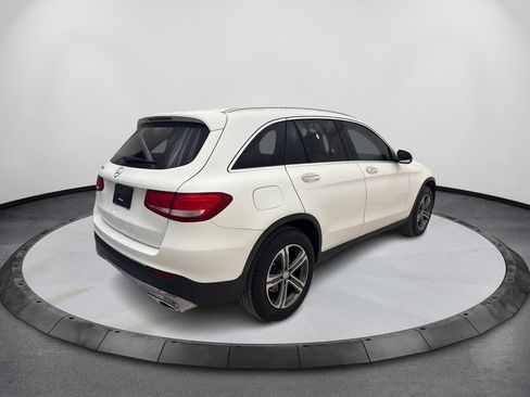 Used 2017 Mercedes-Benz GLC 300 image 6