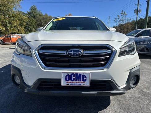 Used 2018 Subaru Outback 3.6R Touring w/ Popular Package #3 image 2
