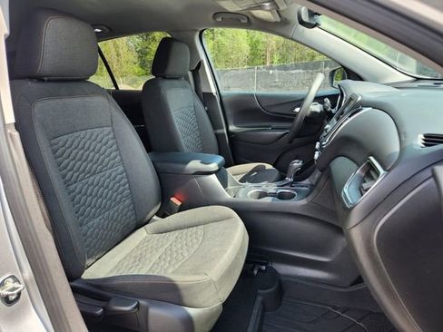 Used 2021 Chevrolet Equinox LT w/ LPO, Floor Liner Package image 19