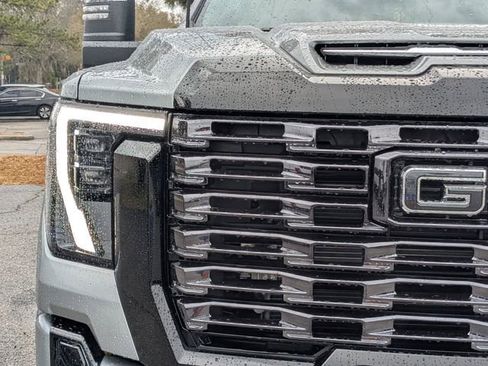 New 2026 GMC Sierra 2500 Denali Ultimate image 10