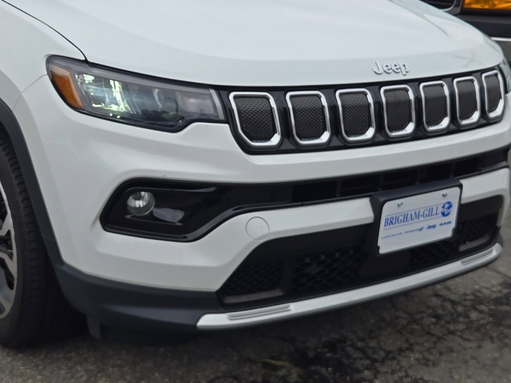 Certified 2022 Jeep Compass Limited w/ Sun and Sound Group AWD/4WD image 13