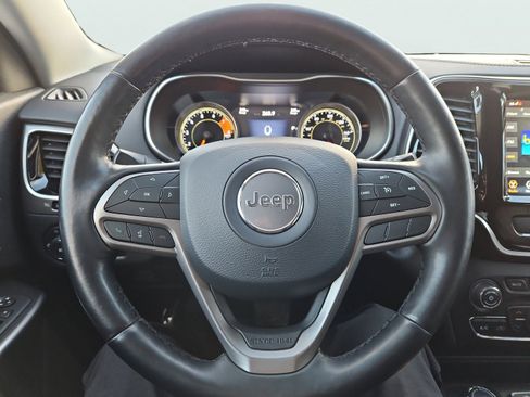 Used 2020 Jeep Cherokee Limited image 24