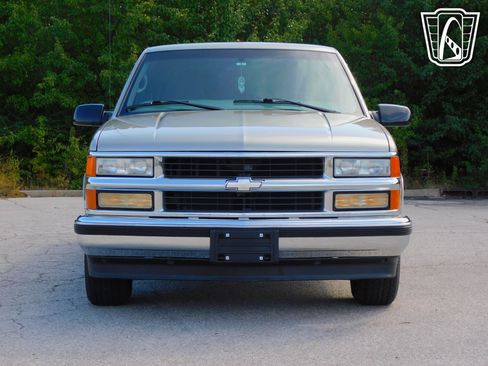 Used 1998 Chevrolet Silverado 1500 w/ Preferred Equipment Group 2 image 38