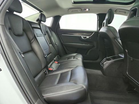 Used 2018 Volvo S90 T5 Momentum w/ Convenience Package AWD/4WD image 30