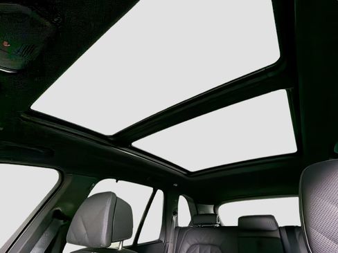 New 2026 BMW X5 xDrive40i w/ Executive Package image 22