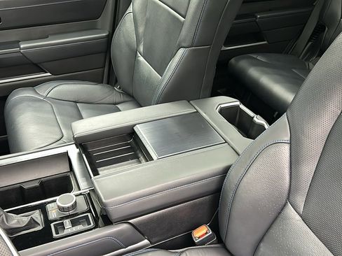 Used 2025 Toyota Sequoia Limited image 28