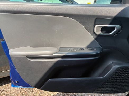 Used 2025 Kia K4 LXS image 18