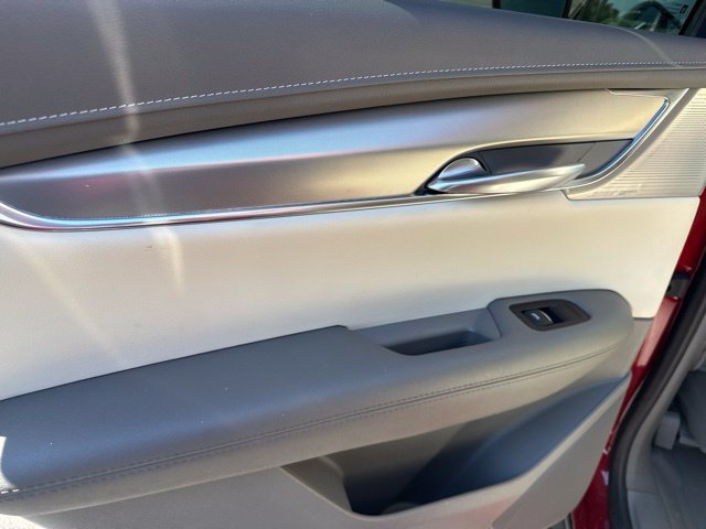 Used 2023 Cadillac XT5 Premium Luxury w/ Technology Package FWD image 23