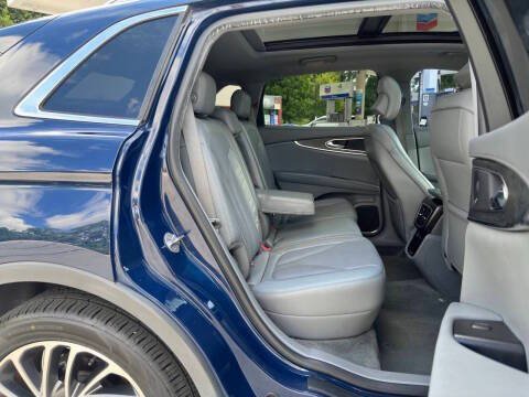 Used 2019 Lincoln Nautilus Reserve AWD/4WD image 8