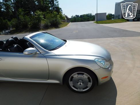 Used 2003 Lexus SC 430 Convertible RWD image 35