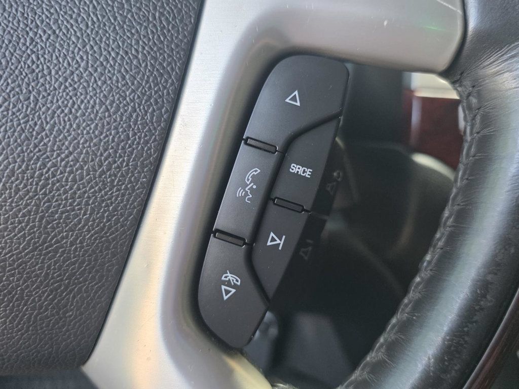 Used 2014 Cadillac Escalade Luxury RWD image 25