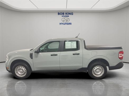 Used 2024 Ford Maverick XL FWD image 2