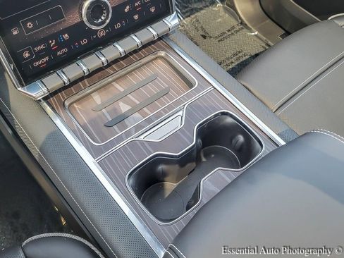 New 2025 GMC Sierra EV Denali image 16