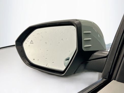 Used 2025 Hyundai Kona SEL image 16